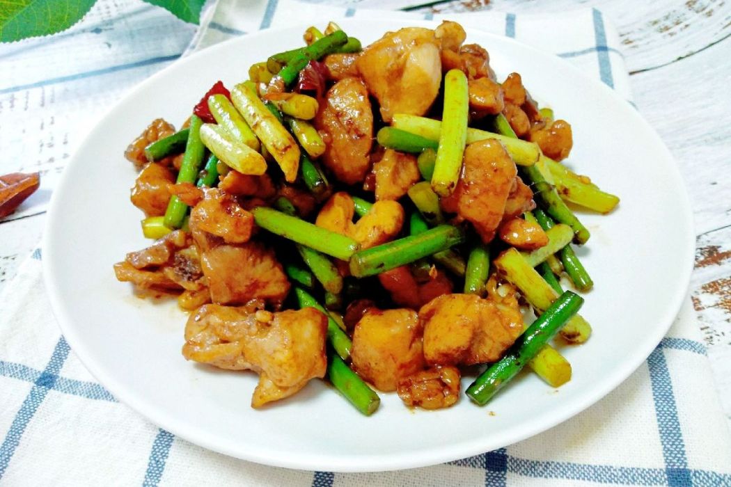 蒜苔雞肉 蒜苔雞肉
