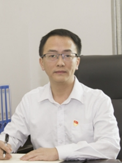 胡勇(四川省瀘州市瀘縣經濟信息科技局黨組成員、副局長) 胡勇(四川省瀘州市瀘縣經濟信息科技局黨組成員、副局長)
