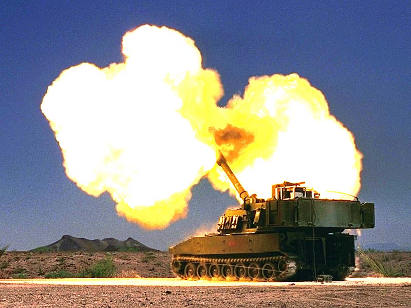 M109A6式155毫米自行榴彈炮