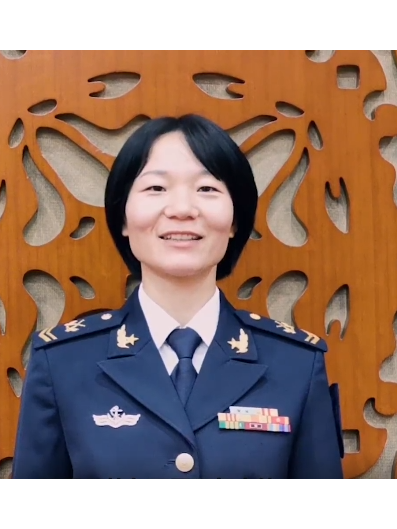 王亞茹(第十四屆全國人大代表,中國人民解放軍某部隊某分隊上士、團支部書記) 王亞茹(第十四屆全國人大代表,中國人民解放軍某部隊某分隊上士、團支部書記)