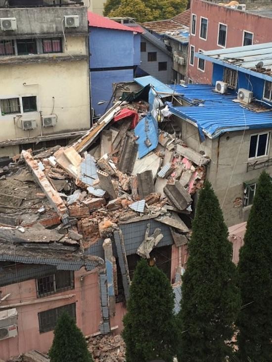 2·13上海樓房坍塌事故
