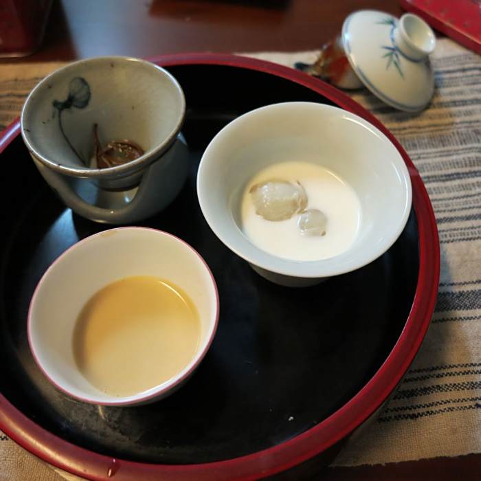 荔枝奶茶 荔枝奶茶