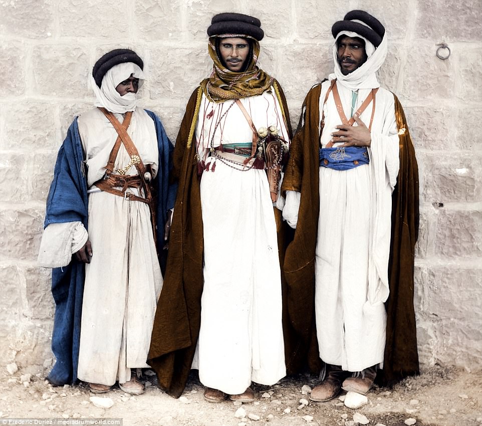 阿拉伯人(西亞和北非講阿拉伯語的居民)