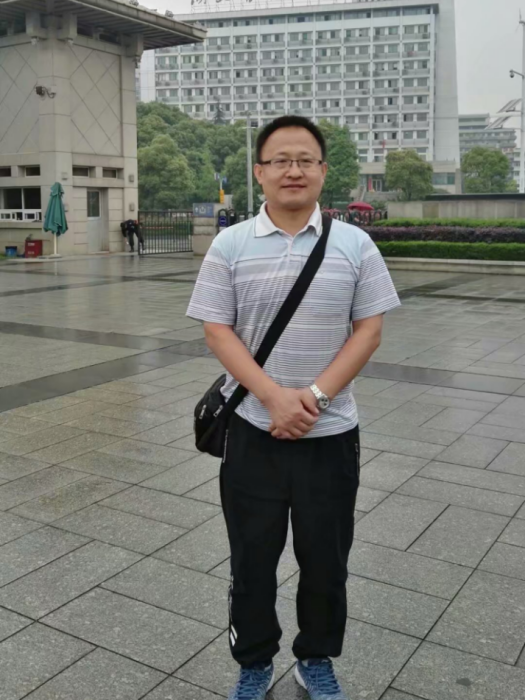 張俊友(山西大學教師) 張俊友(山西大學教師)