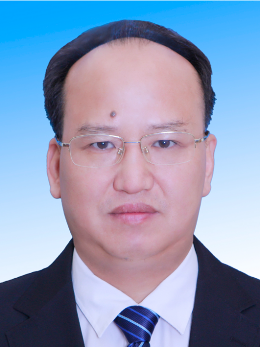 吳少華(廣東省南雄市政府黨組成員、副市長,南雄產業轉移工業園管理委員會黨工委書記) 吳少華(廣東省南雄市政府黨組成員、副市長,南雄產業轉移工業園管理委員會黨工委書記)