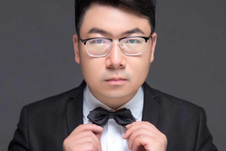 周國剛(中國內地導演) 周國剛(中國內地導演)