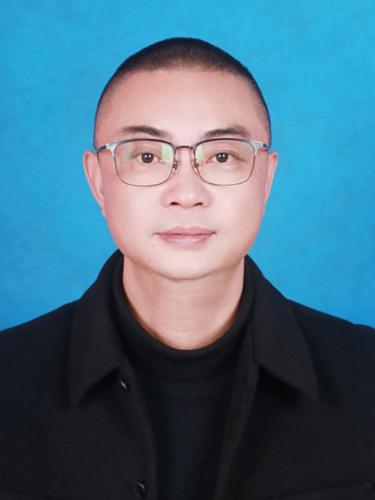 葉長青(江西省宜春市宜豐縣城市管理局副科級幹部) 葉長青(江西省宜春市宜豐縣城市管理局副科級幹部)