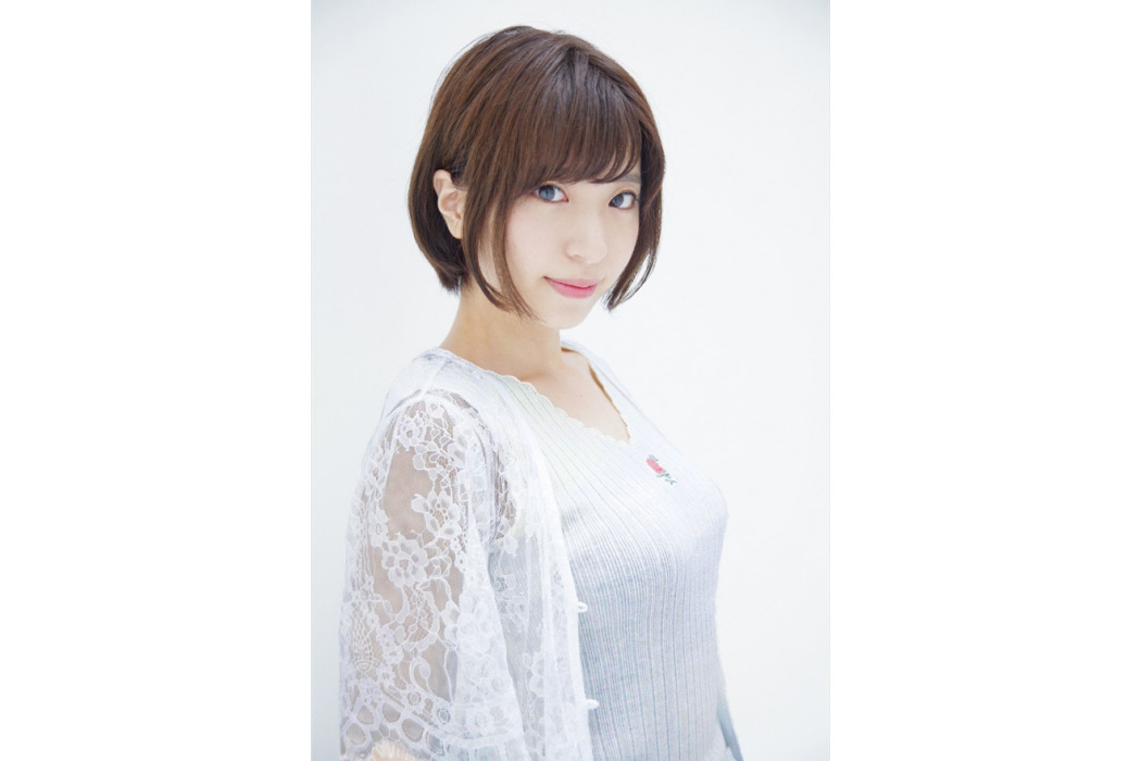 八卷安奈 八卷安奈