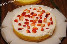 草莓奶油夾心蛋糕