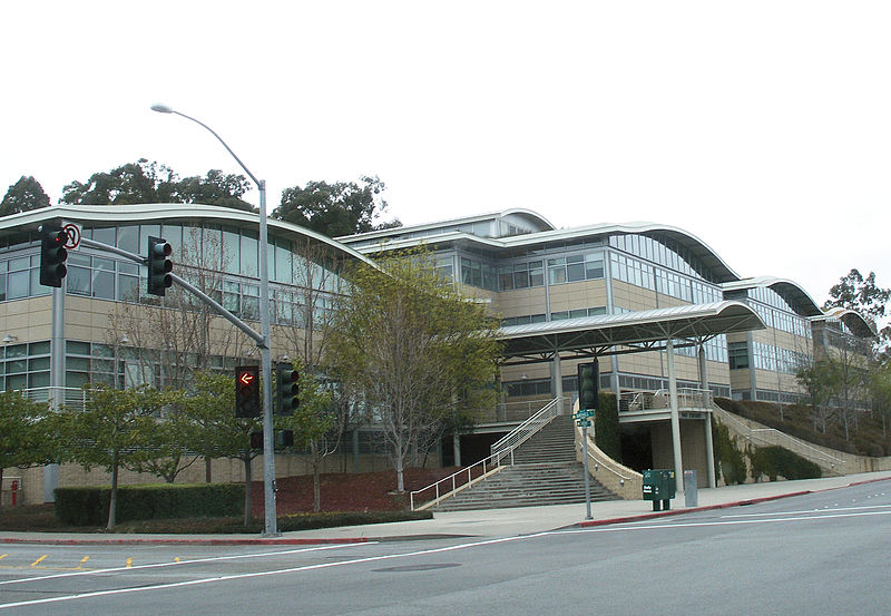 YOUTUBE目前總部位於加利福尼亞州聖布里諾