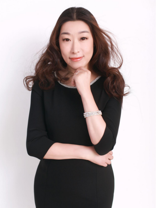 王潔(萬泰裝飾集團設計總監) 王潔(萬泰裝飾集團設計總監)