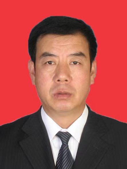 侯小平(呼和浩特市玉泉區城管局黨組書記、局長) 侯小平(呼和浩特市玉泉區城管局黨組書記、局長)