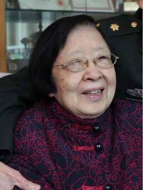 吳佩煜 吳佩煜