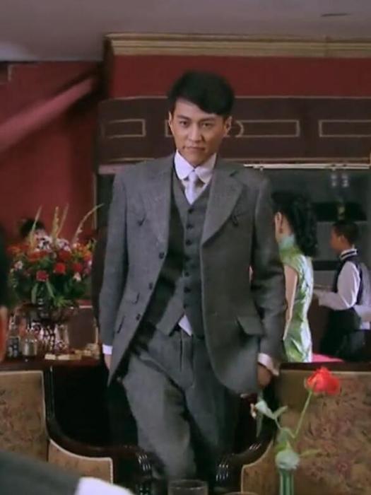 李子建(年代劇《風雨上海灘》中的角色) 李子建(年代劇《風雨上海灘》中的角色)