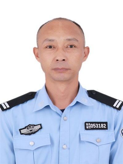方雲峰(雲南省昆明市公安局五華分局紅雲派出所原輔警)