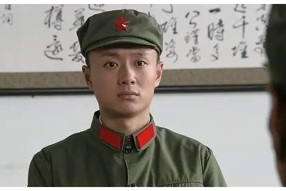 呂強(2009年電視劇《在那遙遠的地方》中的角色) 呂強(2009年電視劇《在那遙遠的地方》中的角色)