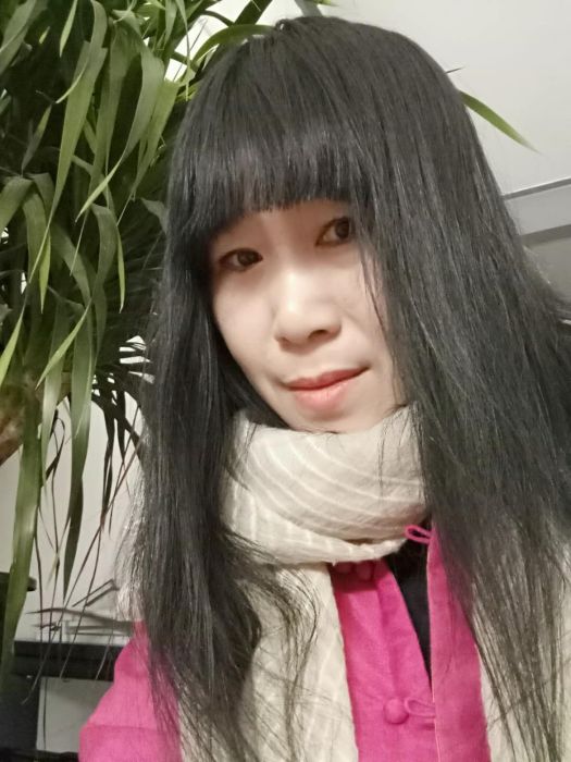 李淑霞(中國美術家協會會員) 李淑霞(中國美術家協會會員)