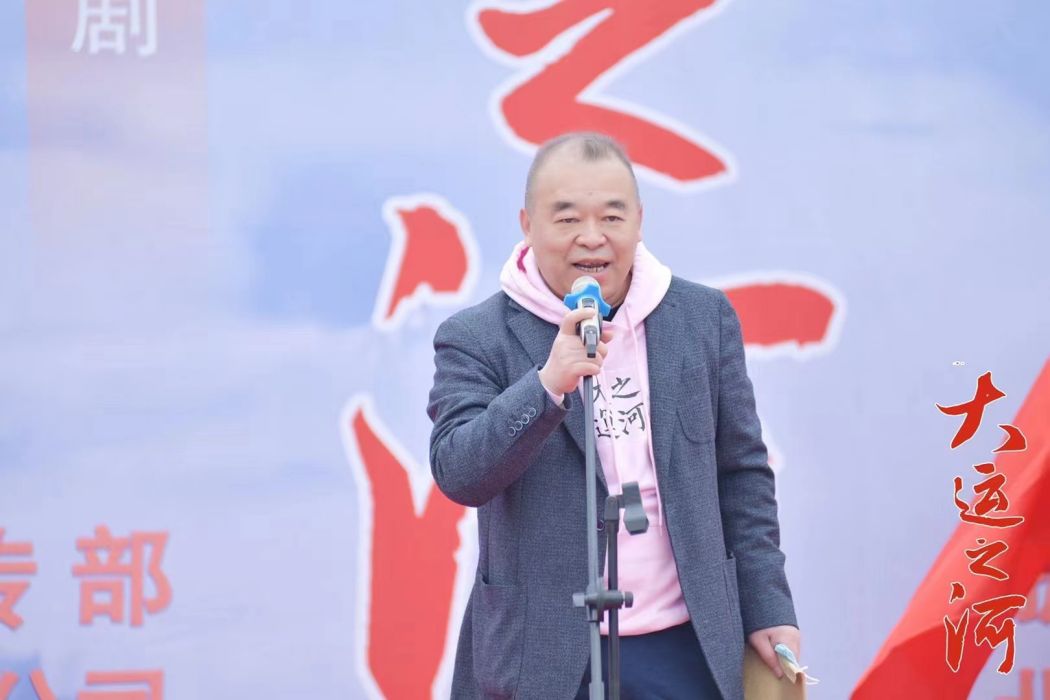 高軍(製片人 ,“金星獎”優秀編劇獎獲得者) 高軍(製片人 ,“金星獎”優秀編劇獎獲得者)