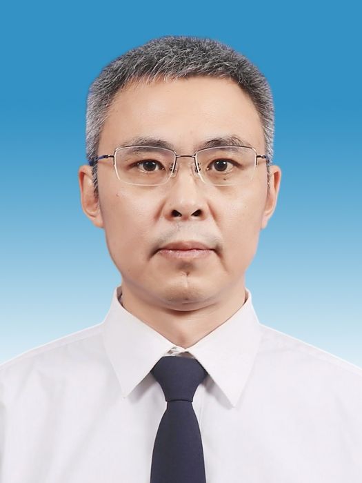溫永泉(江西省贛州市信豐縣國資服務中心七級職員) 溫永泉(江西省贛州市信豐縣國資服務中心七級職員)
