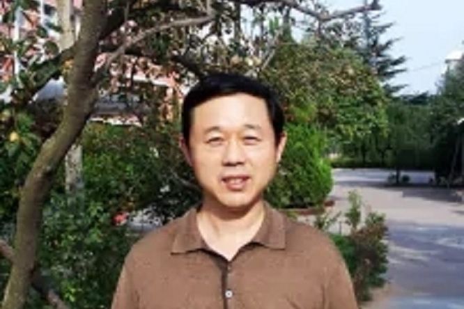 王振玉(膠州市實驗中學教師) 王振玉(膠州市實驗中學教師)