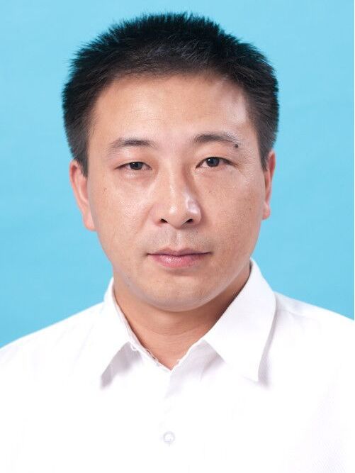 馬軍(湖北省十堰市張灣區住房和城鄉建設局黨組副書記、一級主任科員) 馬軍(湖北省十堰市張灣區住房和城鄉建設局黨組副書記、一級主任科員)