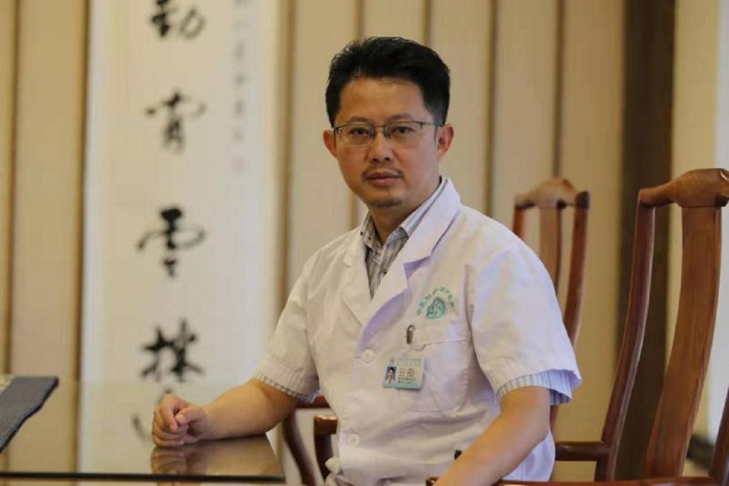 劉松山(成都中醫藥大學碩士研究生導師、教授) 劉松山(成都中醫藥大學碩士研究生導師、教授)