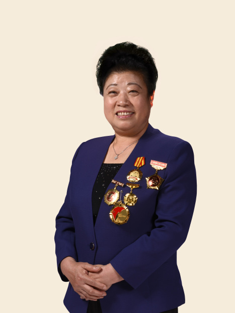 郎浩俊(全國勞動模範和先進工作者) 郎浩俊(全國勞動模範和先進工作者)