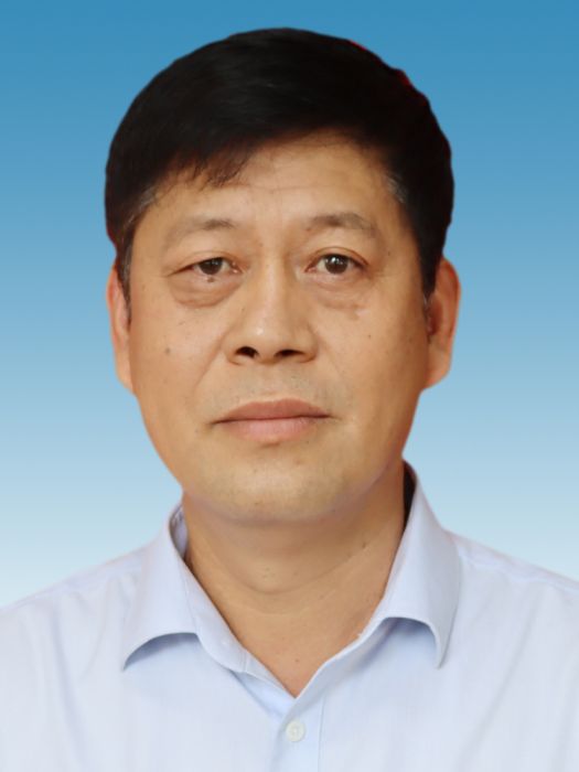 張春來(江西省瑞金市工業和信息化局二級主任科員) 張春來(江西省瑞金市工業和信息化局二級主任科員)