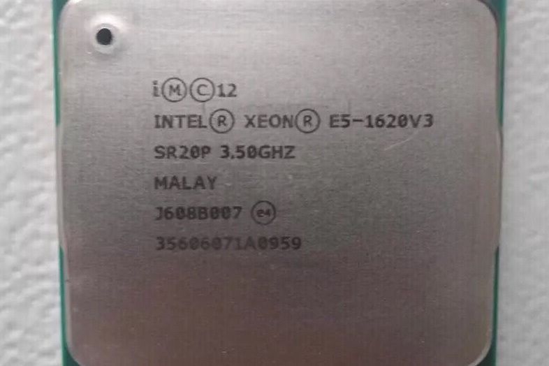 Intel Xeon E5-1620 v3 Intel Xeon E5-1620 v3
