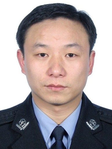 曾繼武(湖南省邵陽市新邵縣公安局黨委委員、副局長、一級警長) 曾繼武(湖南省邵陽市新邵縣公安局黨委委員、副局長、一級警長)