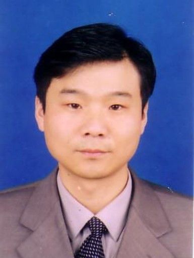 張立新(黃石市國土資源監察支隊三大隊大隊長) 張立新(黃石市國土資源監察支隊三大隊大隊長)