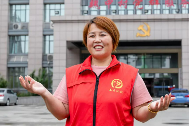 龔海英(嘉善歐尚布藝經營部經理) 龔海英(嘉善歐尚布藝經營部經理)