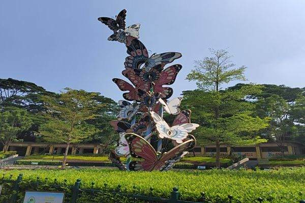 逸秀公園