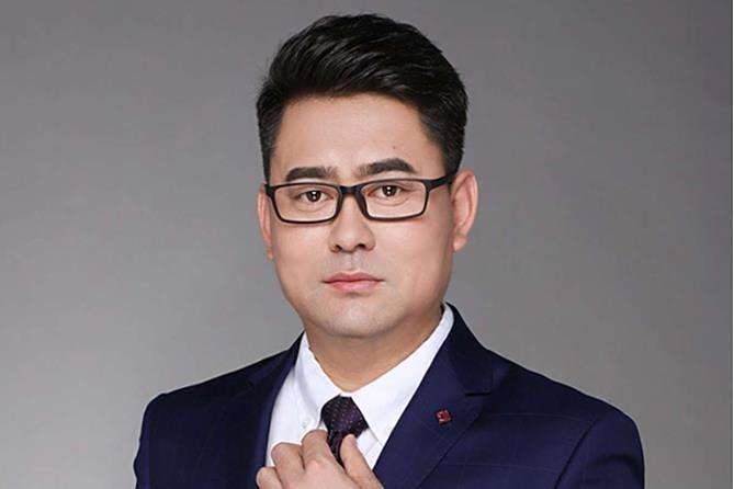 岳明途 岳明途