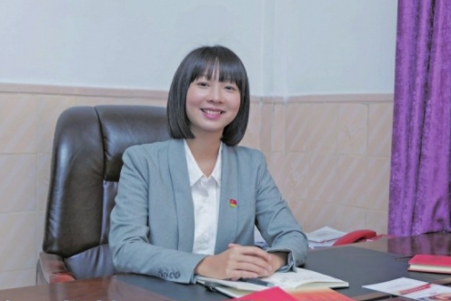 李寶芬 李寶芬