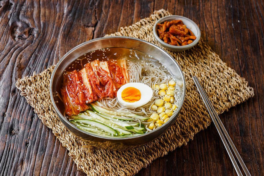 泡菜冷湯麵 泡菜冷湯麵