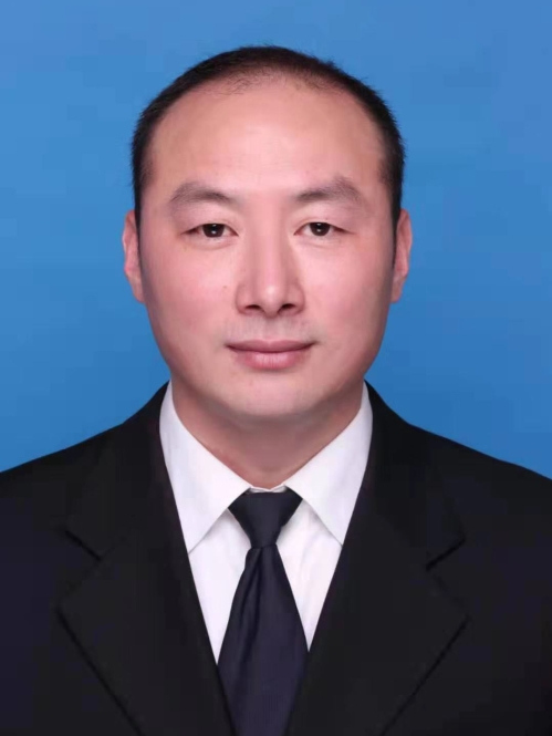 李根(浙江省寧波市北侖區商務局四級調研員) 李根(浙江省寧波市北侖區商務局四級調研員)