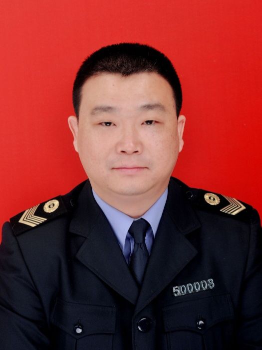 王坤(四川省眉山市東坡區市場監督管理局黨組成員、副局長) 王坤(四川省眉山市東坡區市場監督管理局黨組成員、副局長)
