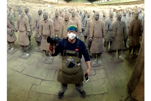 趙震(秦始皇帝陵博物院文物攝影師) 趙震(秦始皇帝陵博物院文物攝影師)