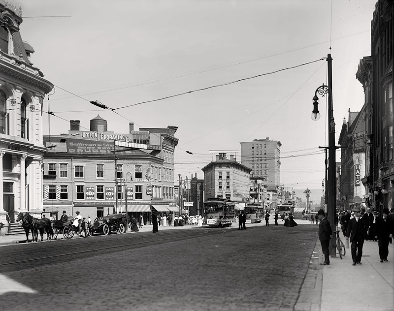 20世紀初期的由提卡街景