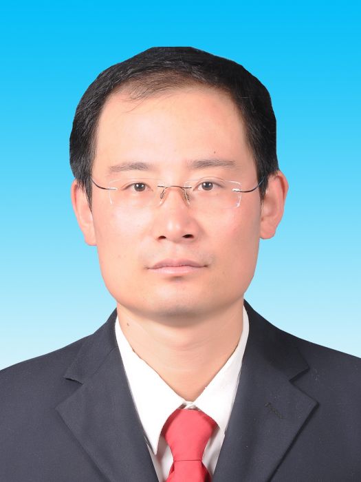 張祥東(內蒙古自治區錫林郭勒盟鑲黃旗政務服務局黨組書記、局長) 張祥東(內蒙古自治區錫林郭勒盟鑲黃旗政務服務局黨組書記、局長)