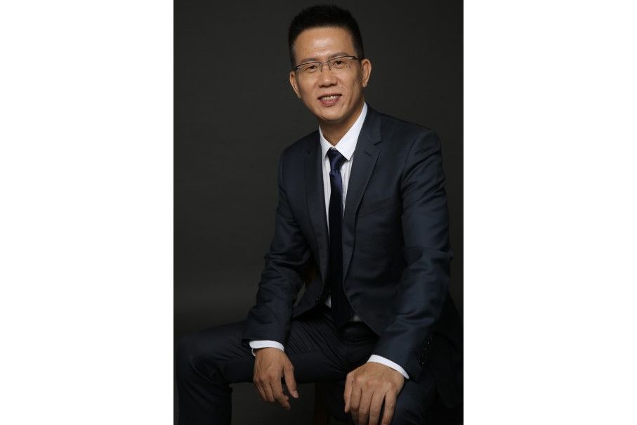 應凌鵬 應凌鵬