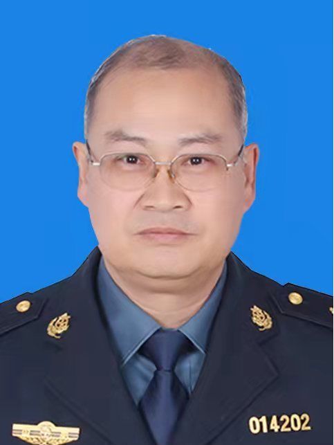 孫兆泉(山東省濟南市章丘區城鄉交通運輸局四級調研員) 孫兆泉(山東省濟南市章丘區城鄉交通運輸局四級調研員)