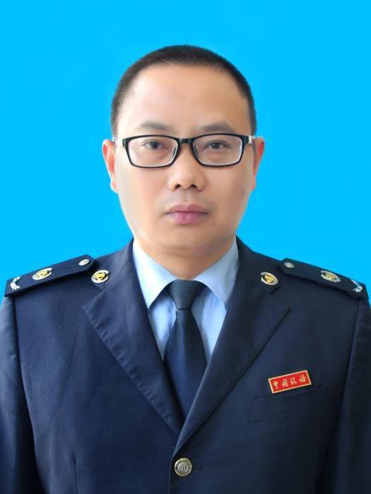 李永華(國家稅務總局玉溪市峨山縣稅務局黨委委員、副局長) 李永華(國家稅務總局玉溪市峨山縣稅務局黨委委員、副局長)
