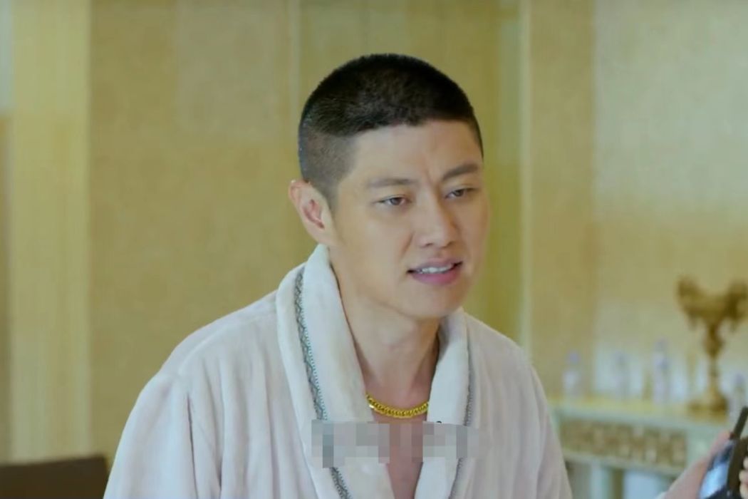 侯塞雷(《我的辣妹保鏢》中趙荀飾演的角色) 侯塞雷(《我的辣妹保鏢》中趙荀飾演的角色)