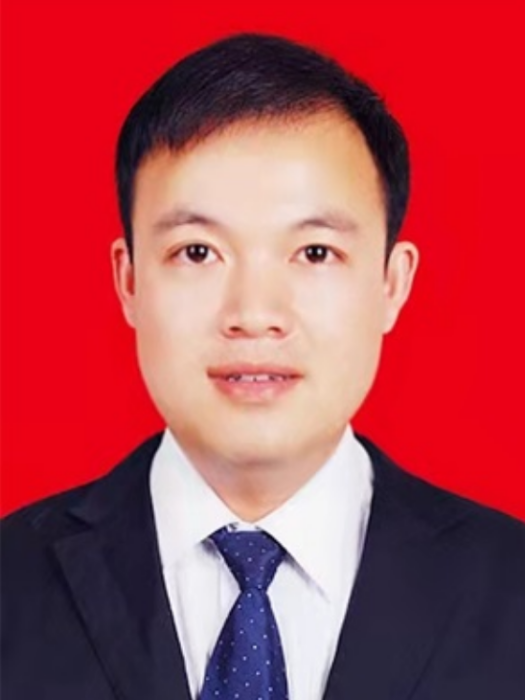 王振(陝西省鹹陽市涇陽縣三渠鎮黨委副書記、鎮長) 王振(陝西省鹹陽市涇陽縣三渠鎮黨委副書記、鎮長)