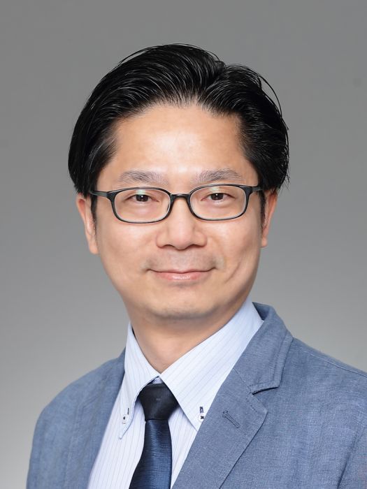 潘烈文 潘烈文