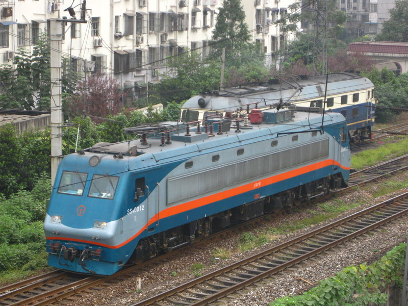 韶山9型0012號機車