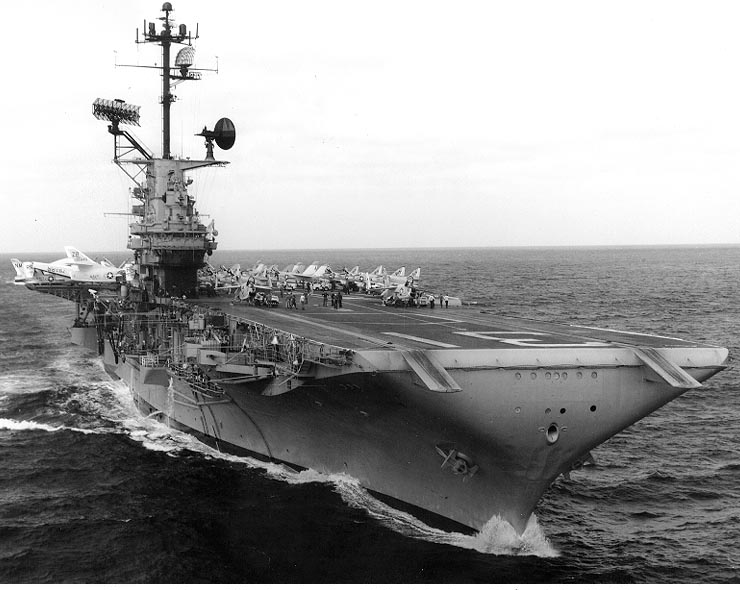 1964年11月2日，好人理察號在越南外海