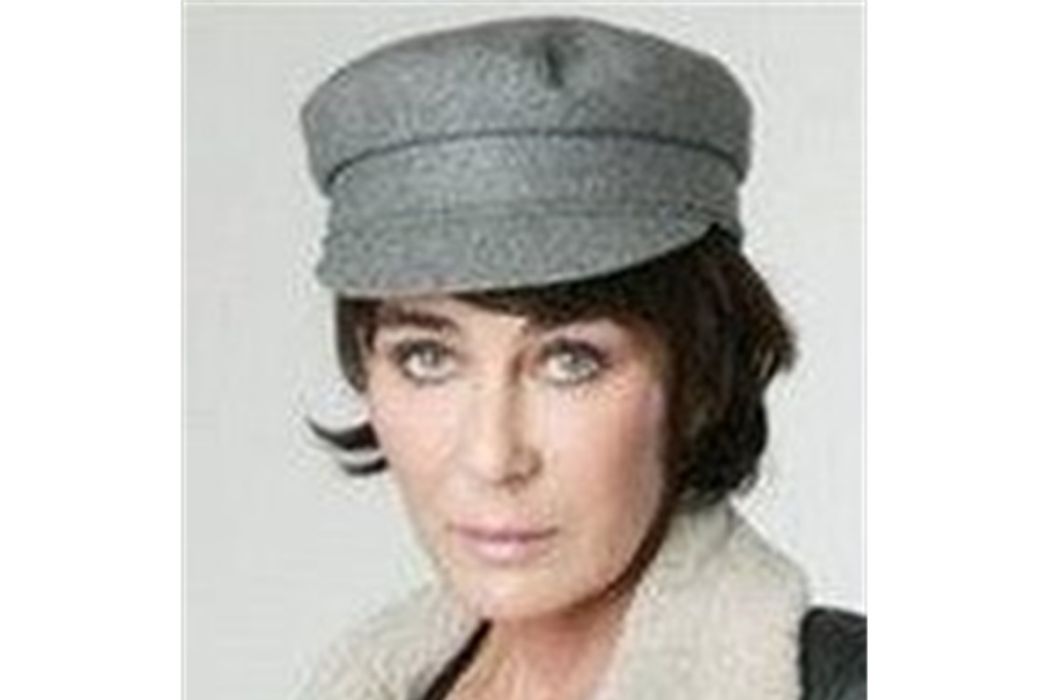 Ioana Pavelescu Ioana Pavelescu